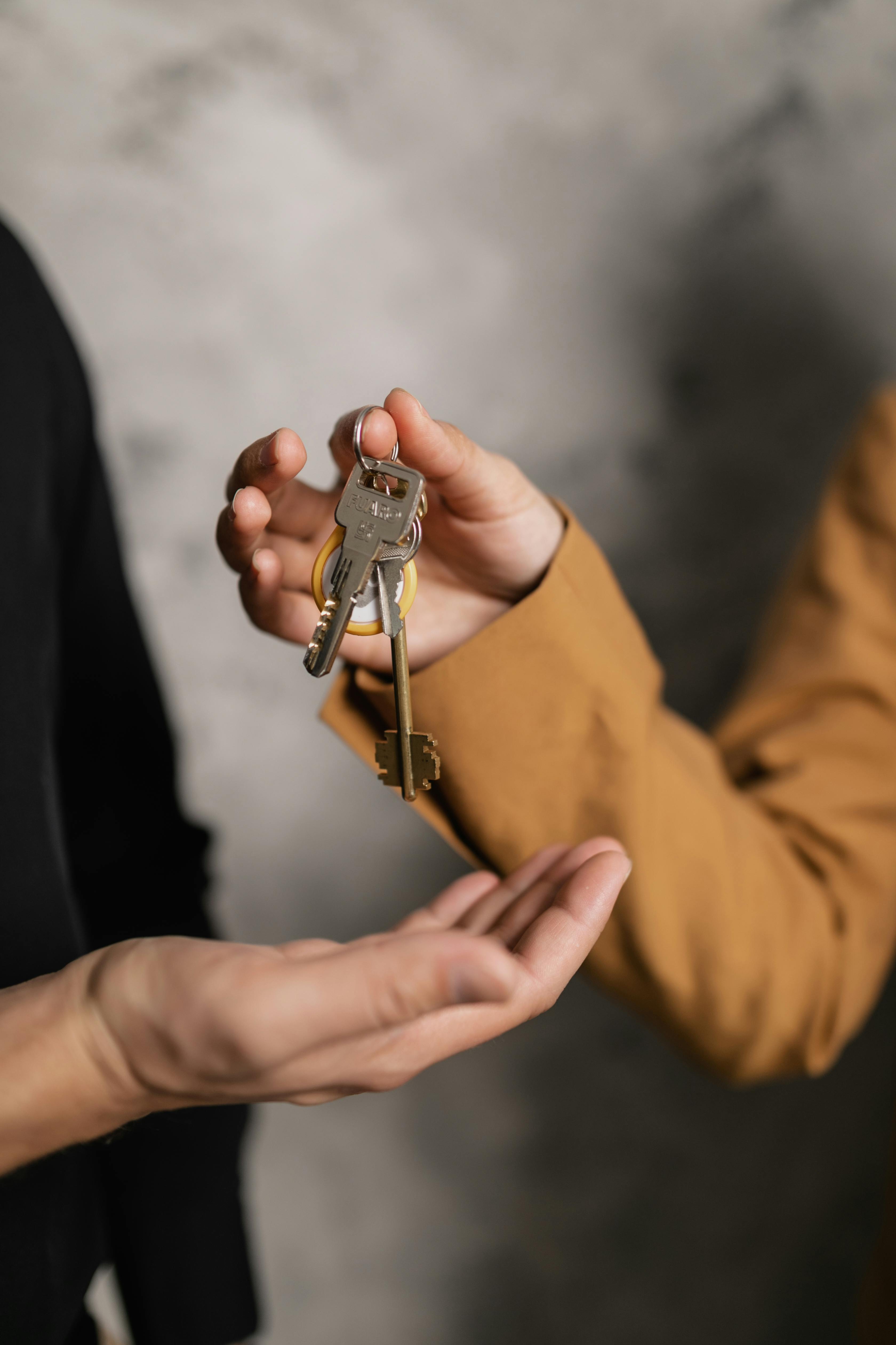 Professional key exchange service
